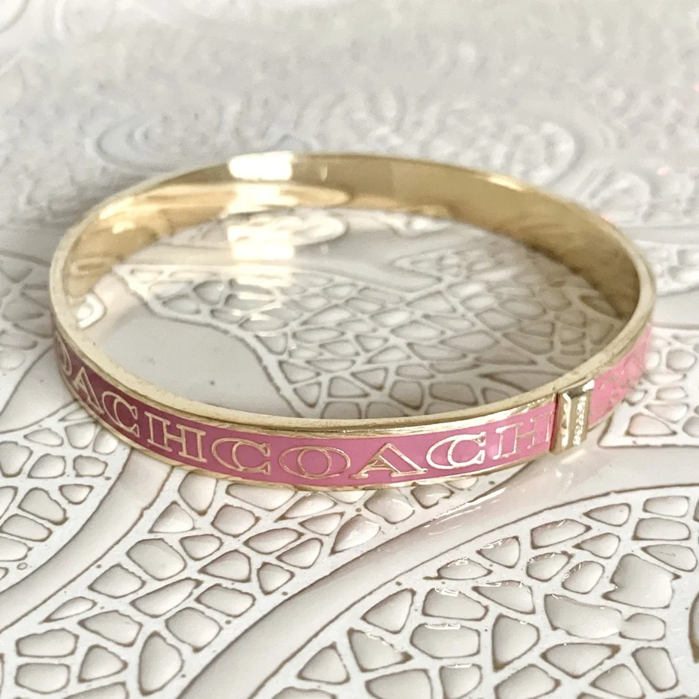 ✨NEW✨COACH PINK & GOLD BANGLE BRACELET - Picture 8 of 9